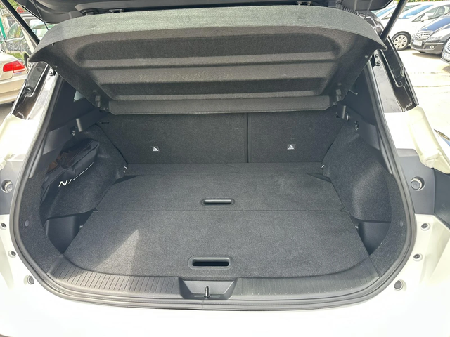 Nissan Qashqai 1.3 - автомобили, коли, обяви за нови и употребявани 6