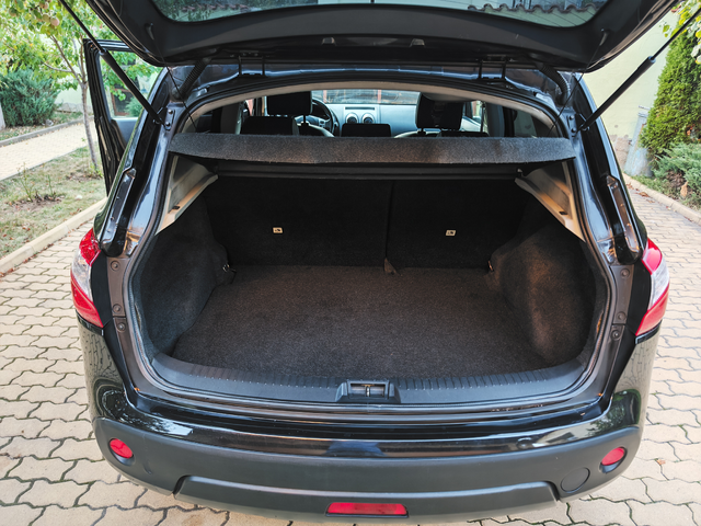 Nissan Qashqai 2.0 АВТОМАТ-КОЖА-НАВИГАЦИЯ-КАМЕРА - автомобили, коли, обяви за нови и употребявани 17