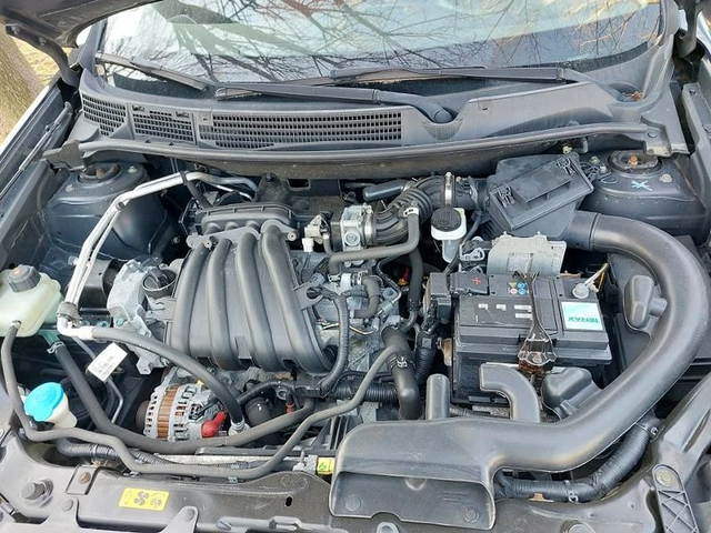 Nissan Qashqai 1, 6i 117ps - автомобили, коли, обяви за нови и употребявани 11