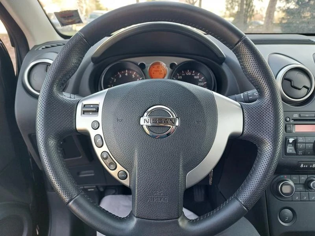 Nissan Qashqai 1, 6i 117ps - автомобили, коли, обяви за нови и употребявани 7