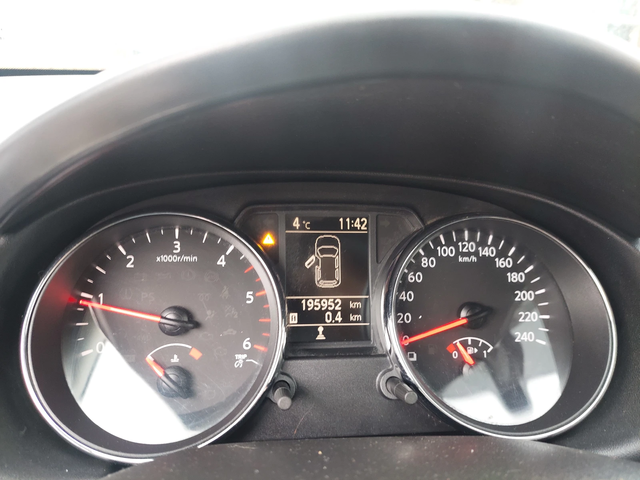 Nissan Qashqai + 2 1, 5dci 110ps 7 MESTA - автомобили, коли, обяви за нови и употребявани 10