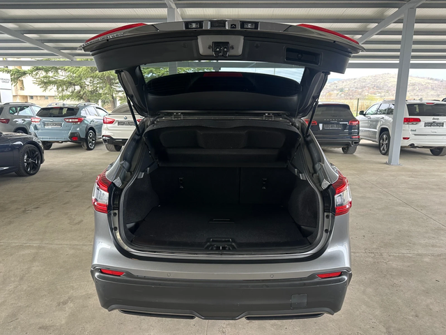 Nissan Qashqai 110ps* 6ск* DISTRONIC* КАМЕРА* НАВИ* - автомобили, коли, обяви за нови и употребявани 15