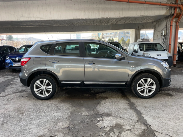 Nissan Qashqai 1.5dCI-FACE-2013-6ск - автомобили, коли, обяви за нови и употребявани 3