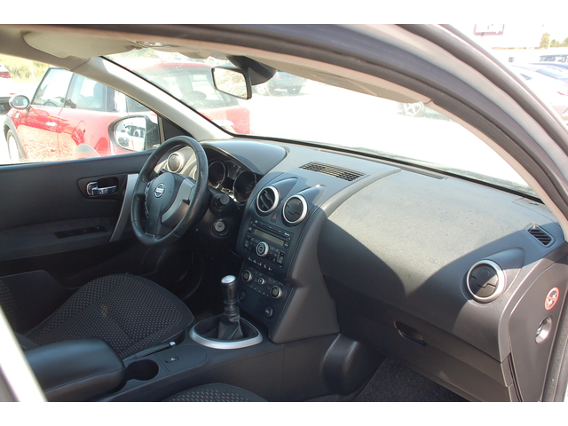 Nissan Qashqai 2.0 DCI - автомобили, коли, обяви за нови и употребявани 11