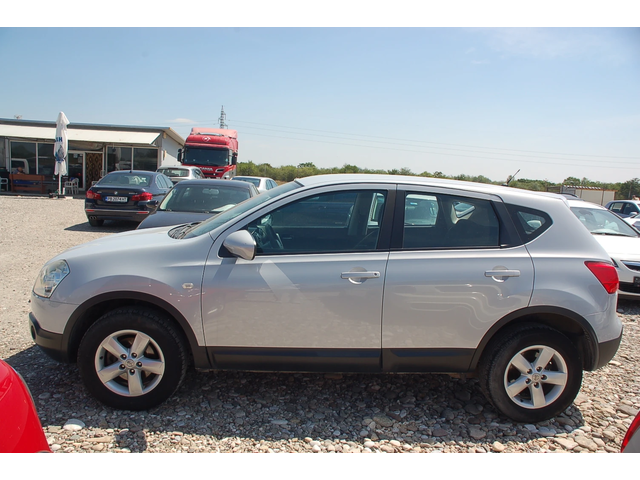 Nissan Qashqai 2.0 DCI - автомобили, коли, обяви за нови и употребявани 7