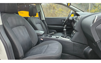 Nissan Qashqai 1.6 Dci 4x4/Panorama/Navig/Klimatron/Top sustoqnie - автомобили, коли, обяви за нови и употребявани 11