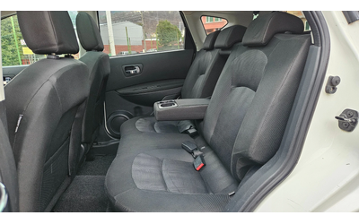 Nissan Qashqai 1.6 Dci 4x4/Panorama/Navig/Klimatron/Top sustoqnie - автомобили, коли, обяви за нови и употребявани 12