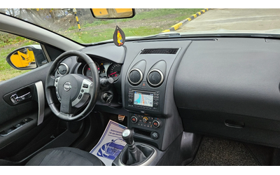 Nissan Qashqai 1.6 Dci 4x4/Panorama/Navig/Klimatron/Top sustoqnie - автомобили, коли, обяви за нови и употребявани 9