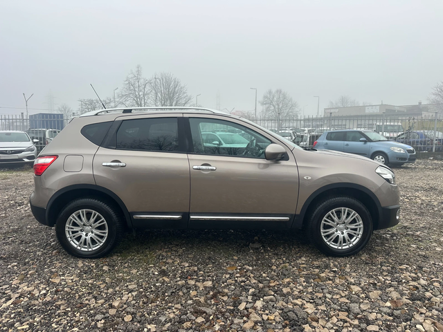 Nissan Qashqai 2.0I AUTOMAT NAVI PANO - автомобили, коли, обяви за нови и употребявани 5
