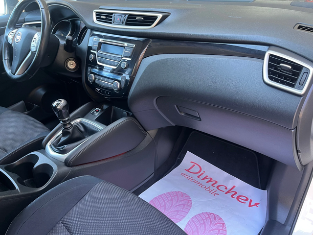Nissan Qashqai 1.2 i 115k.c - автомобили, коли, обяви за нови и употребявани 9