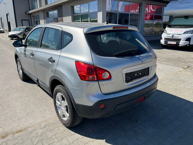 Nissan Qashqai 1.6 i 114k.c - автомобили, коли, обяви за нови и употребявани 4