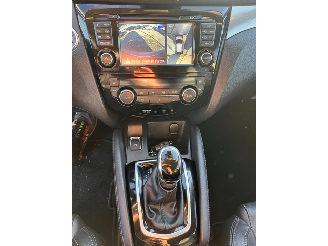 Nissan Qashqai 1.6DCI AVTOMAT/PANORAMA/KOJA/NAVI EURO 6 - автомобили, коли, обяви за нови и употребявани 14