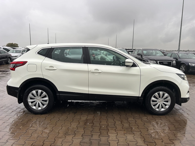 Nissan Qashqai 1.2i EURO 6 - автомобили, коли, обяви за нови и употребявани 4