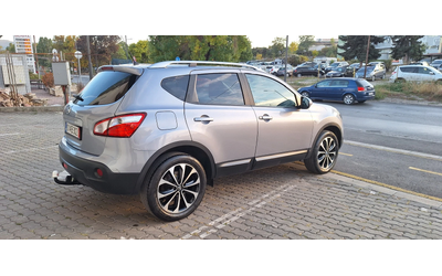 Nissan Qashqai 2.0 Automat Panorama 4x4 Navi Kamera - автомобили, коли, обяви за нови и употребявани 6