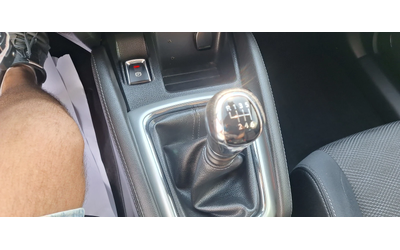 Nissan Qashqai 1.6 dci 4x4 Euro 5b Navi Led Kamera - автомобили, коли, обяви за нови и употребявани 10