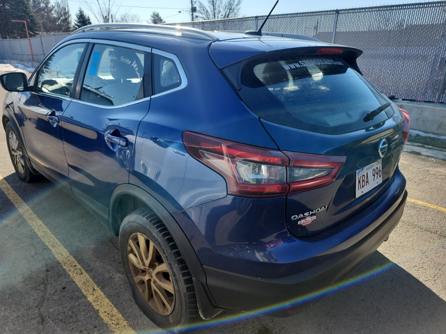 Nissan Qashqai 2L 4cyl AWD - автомобили, коли, обяви за нови и употребявани 3