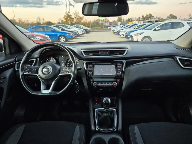 Nissan Qashqai 4Х4= М/Т= 1.6= 130кс - автомобили, коли, обяви за нови и употребявани 14