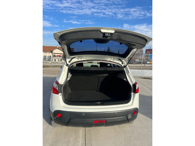 Nissan Qashqai 1.5dci - автомобили, коли, обяви за нови и употребявани 5