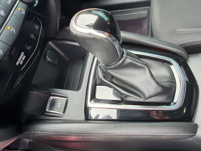 Nissan Qashqai 1.6DCI TEKNA+ , Aвтоматик - автомобили, коли, обяви за нови и употребявани 12