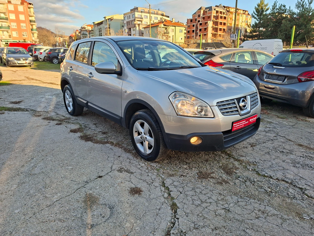 Nissan Qashqai 1.5DCI* 6-SPEED* - автомобили, коли, обяви за нови и употребявани 6