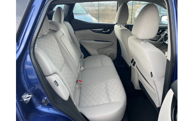 Nissan Qashqai 2.0 i - автомобили, коли, обяви за нови и употребявани 12