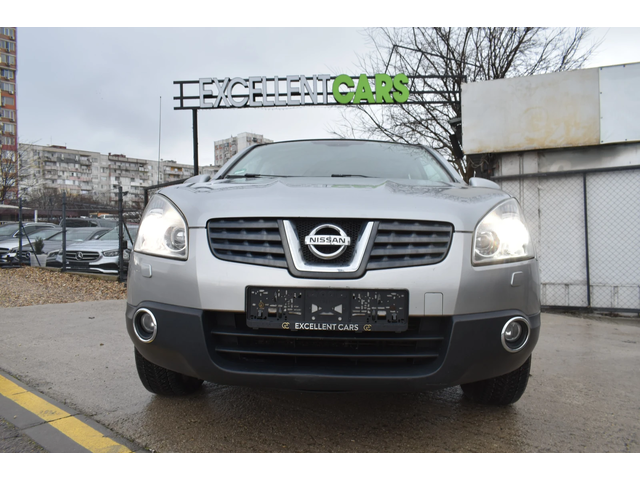 Nissan Qashqai 2.0i* 4x4* AUTOMAT* Сервизна книжка - автомобили, коли, обяви за нови и употребявани 4