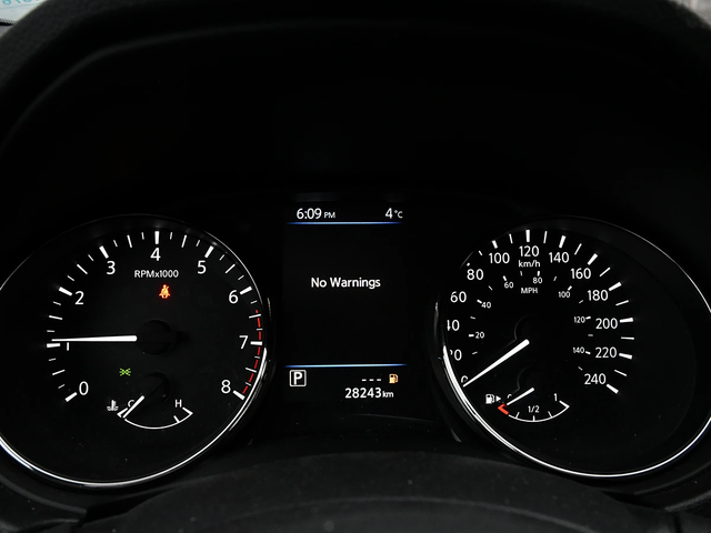 Nissan Qashqai S AWD* АвтоКредит* (Цена до БГ) - автомобили, коли, обяви за нови и употребявани 8