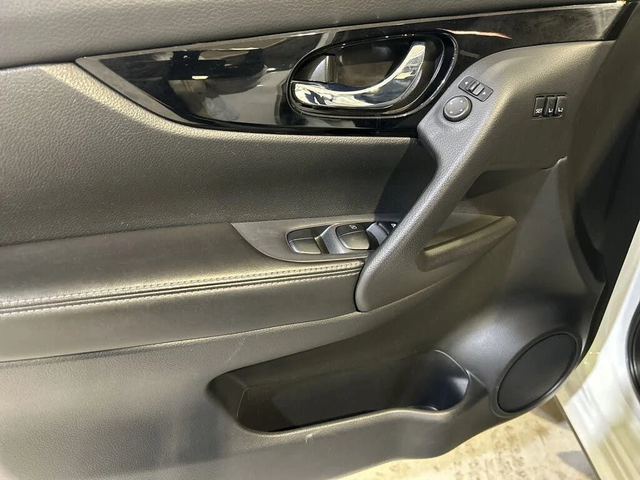 Nissan Qashqai SL AWD* АвтоКредит* (Цена до БГ) - автомобили, коли, обяви за нови и употребявани 7