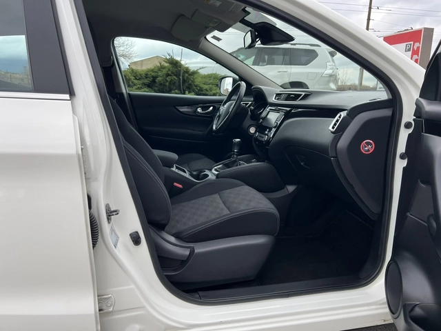 Nissan Qashqai 1.2 DiGT - автомобили, коли, обяви за нови и употребявани 10