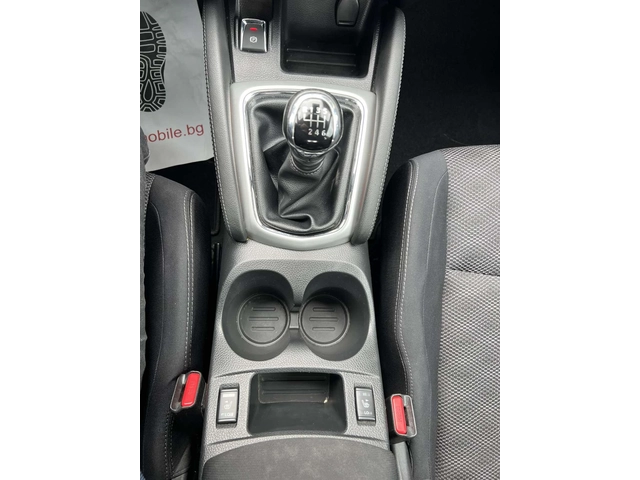 Nissan Qashqai 1.2 DiGT - автомобили, коли, обяви за нови и употребявани 15