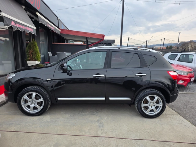 Nissan Qashqai 2.0i-141к.с EURO 5b- НАВИГАЦИЯ- ПАНОРАМА-ШВЕЙЦАРИЯ - автомобили, коли, обяви за нови и употребявани 3