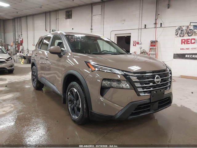 Nissan Rogue 1.5L I-3 DI, DOHC, VVT, TURBO, 201HP All Wheel Drive - автомобили, коли, обяви за нови и употребявани 0