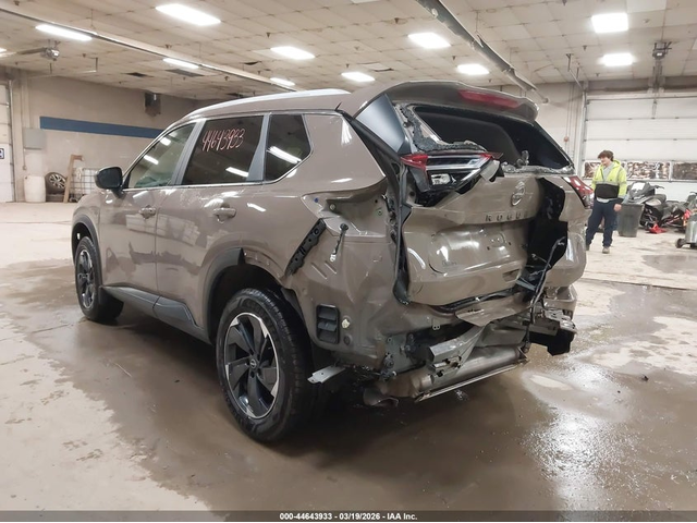 Nissan Rogue 1.5L I-3 DI, DOHC, VVT, TURBO, 201HP All Wheel Drive - автомобили, коли, обяви за нови и употребявани 2