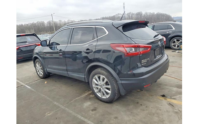 nissan-rogue-2-0l-4-all-wheel-drive - 2