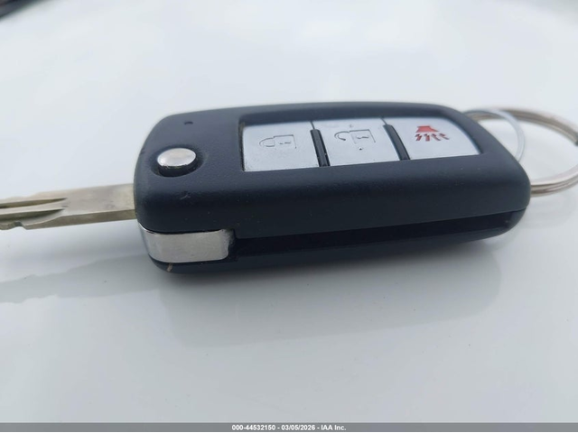 Nissan Rogue 2.0L I-4 DI, DOHC, VVT, 141HP All Wheel Drive - автомобили, коли, обяви за нови и употребявани 10