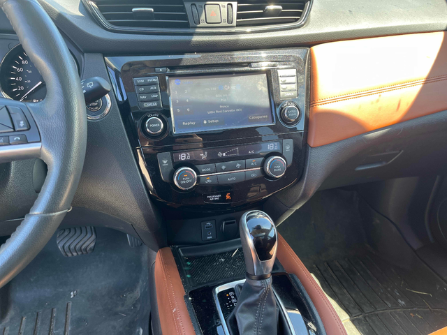 Nissan Rogue 2.5L 4cyl AWD - автомобили, коли, обяви за нови и употребявани 8