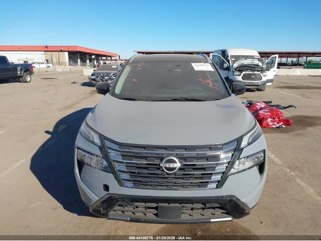 Nissan Rogue PLATINUM FWD - автомобили, коли, обяви за нови и употребявани 10