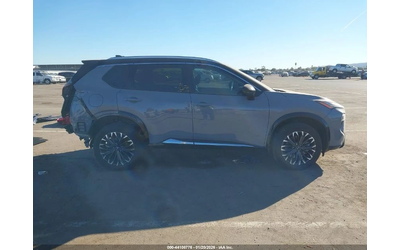 Nissan Rogue PLATINUM FWD - автомобили, коли, обяви за нови и употребявани 11