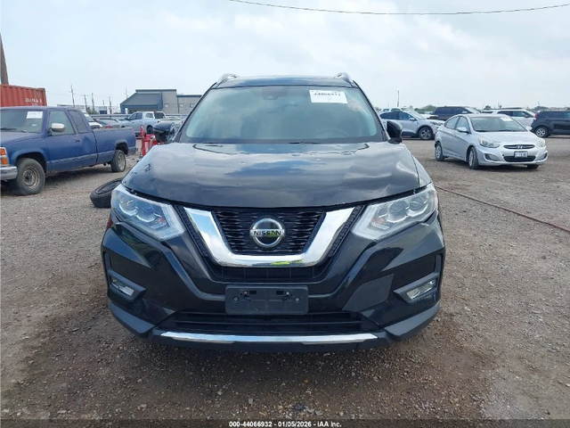 Nissan Rogue ПОДГРЕВ* BOSE* ПАНО* КАМЕРА* - автомобили, коли, обяви за нови и употребявани 0
