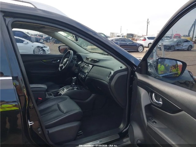 Nissan Rogue ПОДГРЕВ* BOSE* ПАНО* КАМЕРА* - автомобили, коли, обяви за нови и употребявани 6