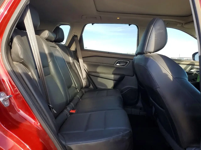 Nissan Rogue SV - автомобили, коли, обяви за нови и употребявани 9