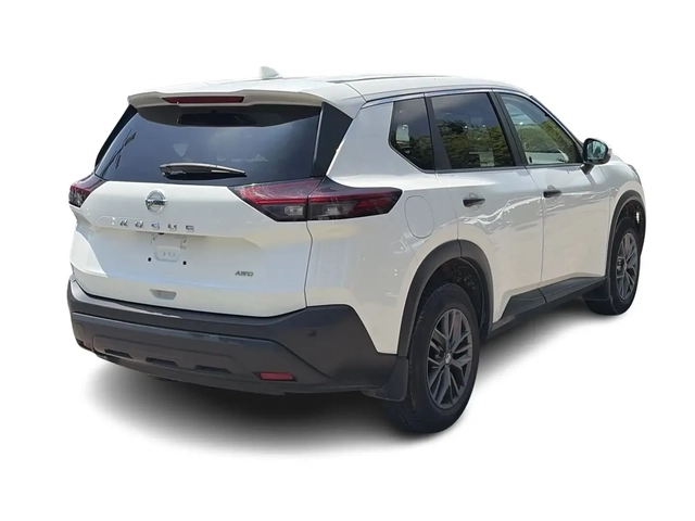 Nissan Rogue S AWD finished in Glacier White on Graphite cloth - автомобили, коли, обяви за нови и употребявани 10
