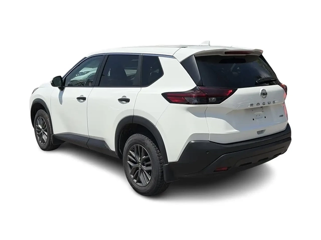 Nissan Rogue S AWD finished in Glacier White on Graphite cloth - автомобили, коли, обяви за нови и употребявани 8