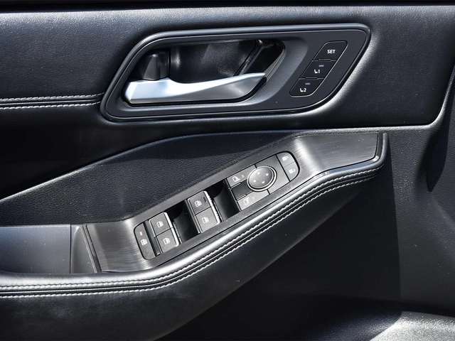 Nissan Rogue КОЖА, ПАНОРАМА, 360 КАМЕРА, BOSE, ЦЕНА ДО БГ - автомобили, коли, обяви за нови и употребявани 10