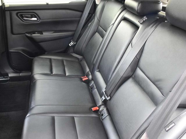 Nissan Rogue КОЖА, ПАНОРАМА, 360 КАМЕРА, BOSE, ЦЕНА ДО БГ - автомобили, коли, обяви за нови и употребявани 12