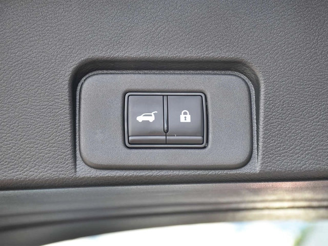 Nissan Rogue КОЖА, ПАНОРАМА, 360 КАМЕРА, BOSE, ЦЕНА ДО БГ - автомобили, коли, обяви за нови и употребявани 6