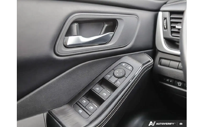 Nissan Rogue SV Moonroof | AWD | Propilot Assist | Carplay | He All Wheel Drive - автомобили, коли, обяви за нови и употребявани 13