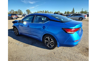 nissan-sentra-2-0l-4-front-wheel-drive - 2