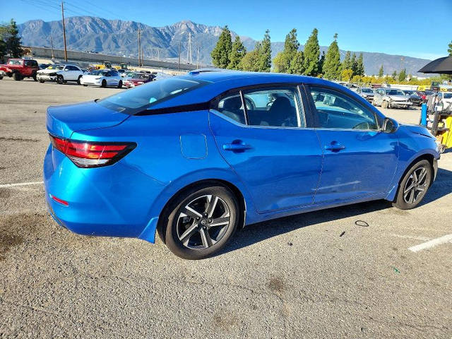 Nissan Sentra 2.0L 4 Front-wheel Drive - автомобили, коли, обяви за нови и употребявани 3