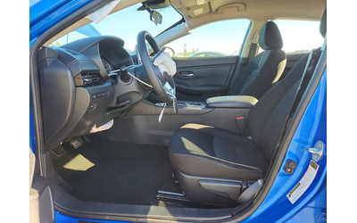 Nissan Sentra 2.0L 4 Front-wheel Drive - автомобили, коли, обяви за нови и употребявани 7